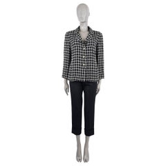 CHANEL black & white cotton blend 2010 10P HOUNDSTOOTH TWEED Jacket 46 XL