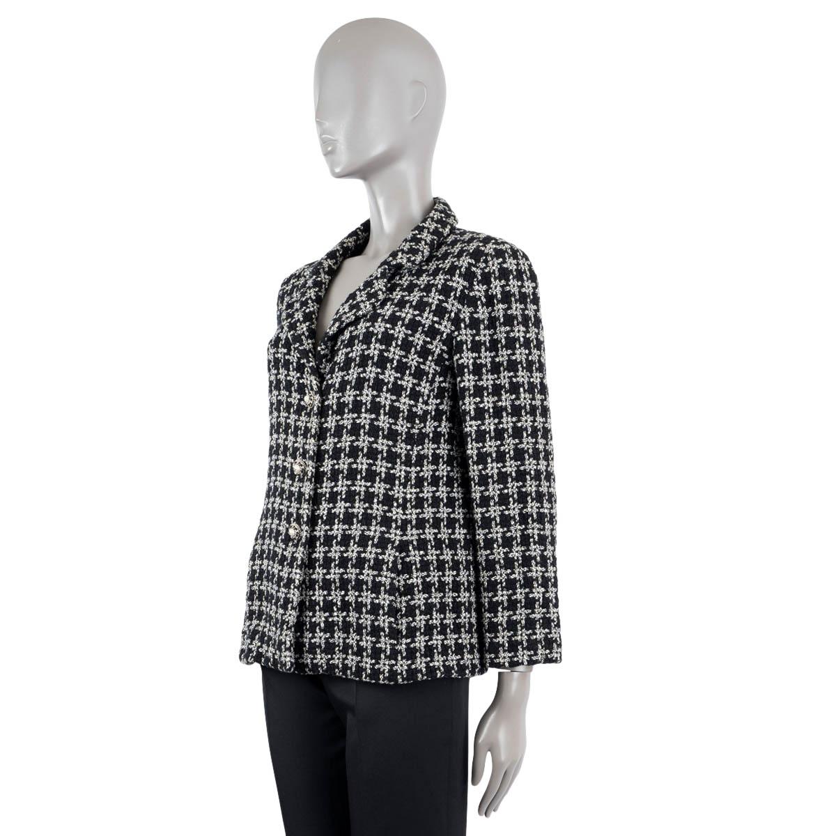 CHANEL black & white cotton blend 2010 10P HOUNDSTOOTH TWEED Jacket 46 XL 1