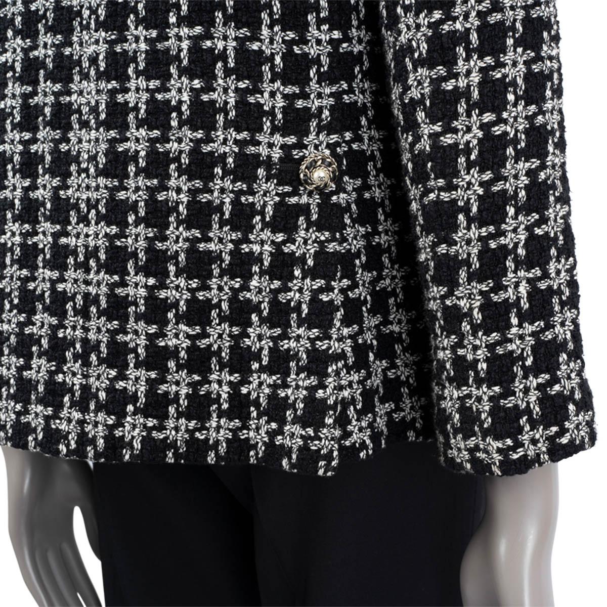 CHANEL black & white cotton blend 2010 10P HOUNDSTOOTH TWEED Jacket 46 XL 4