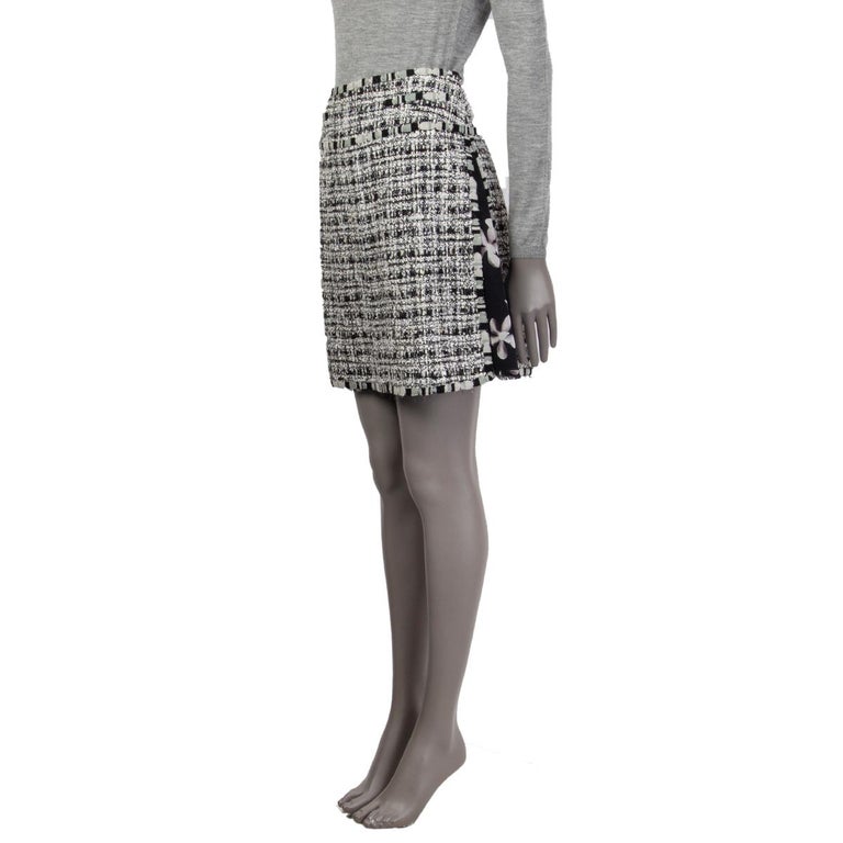 CHANEL black and white cotton blend PLAID TWEED and FLORAL Skirt