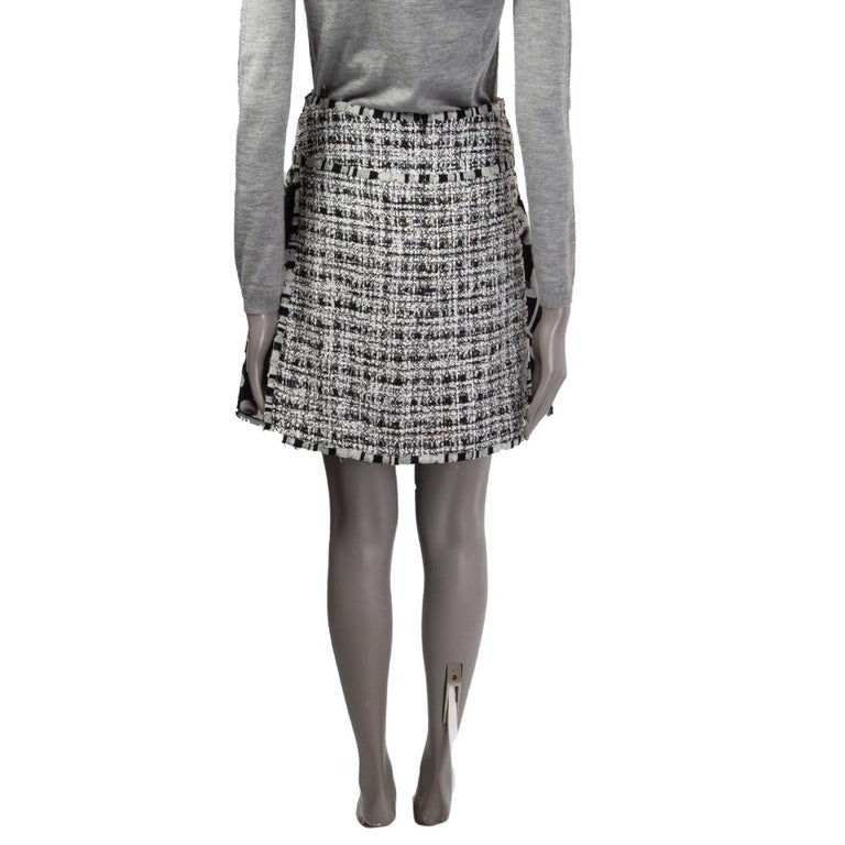 CHANEL black & white cotton blend PLAID TWEED & FLORAL Skirt 36 XS