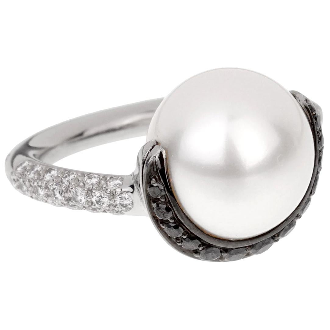 Chanel Black White Diamond Pearl Platinum Ring