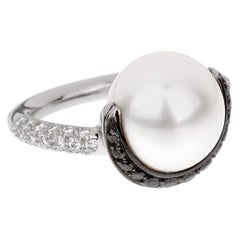 Chanel Black White Diamond Pearl Platinum Ring