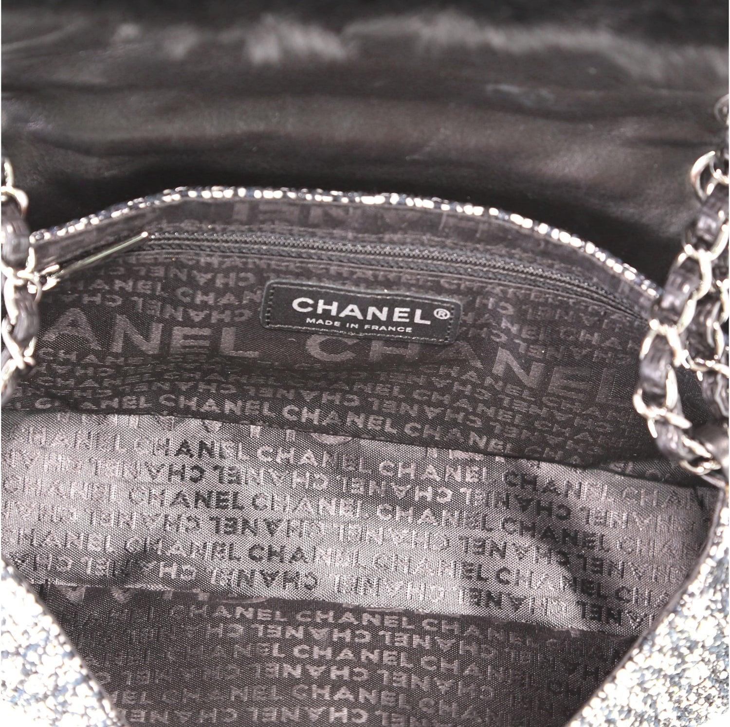 Chanel Negro Blanco Gris Tweed Bolso de piel de conejo en venta 7