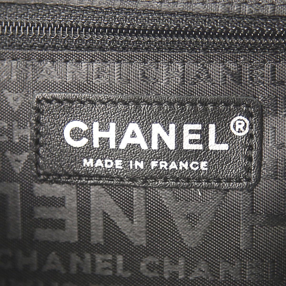 Chanel Negro Blanco Gris Tweed Bolso de piel de conejo en venta 8