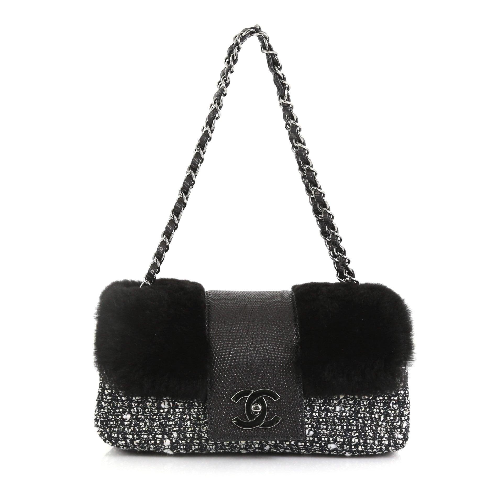 Chanel Negro Blanco Gris Tweed Bolso de piel de conejo en venta 1
