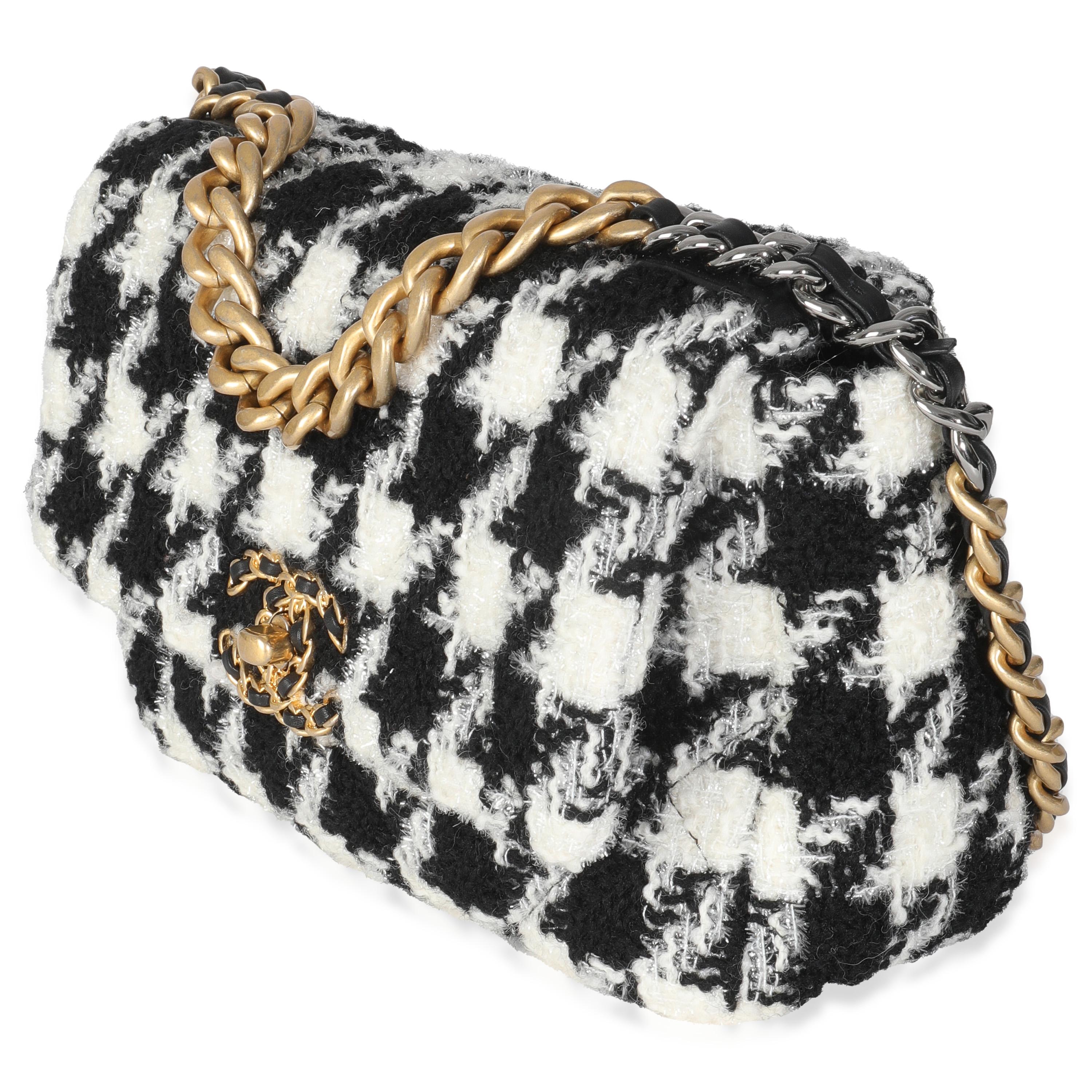 Chanel Schwarz Weiß Hahnentritt Kleine Chanel 19 Klappe Tasche (Grau) im Angebot