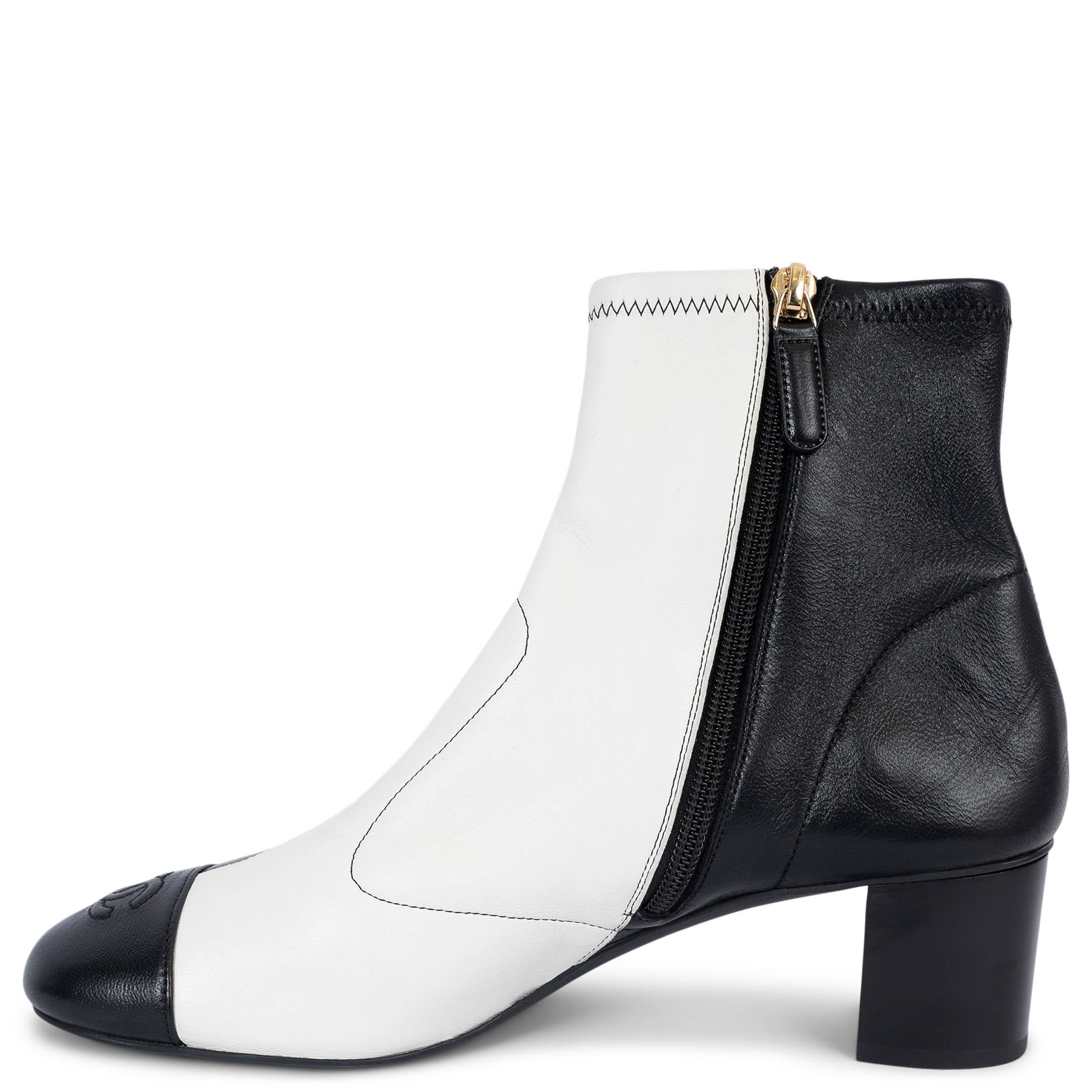 Women's CHANEL black & white leather 2020 20B Ankle Boots Shoes 39.5 fit 39
