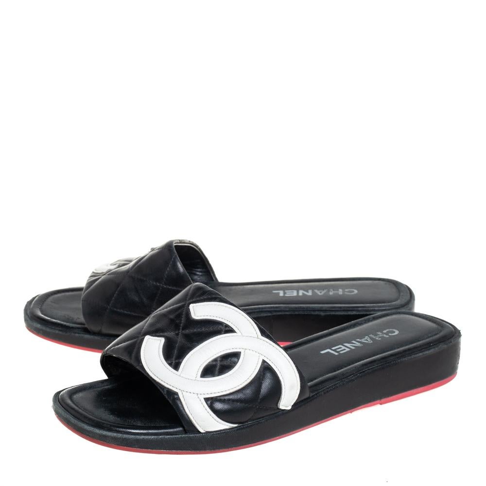 Women's Chanel Black/White Leather CC Cambon Flat Slides Size 41.5