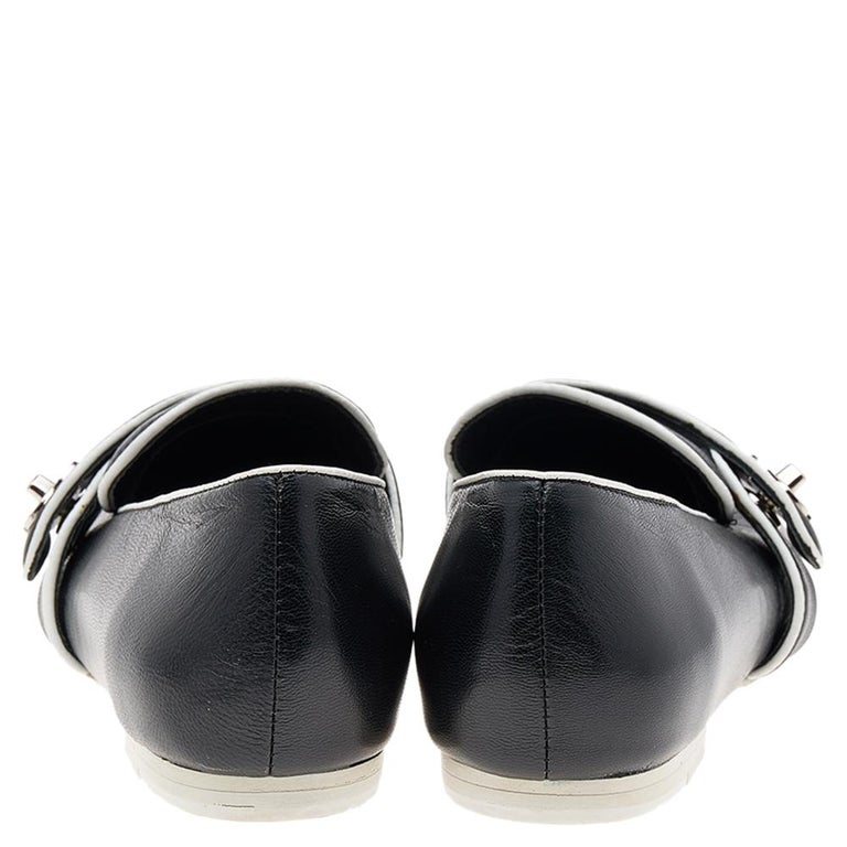 Chanel Black Leather House Slippers w/ CC sz 37