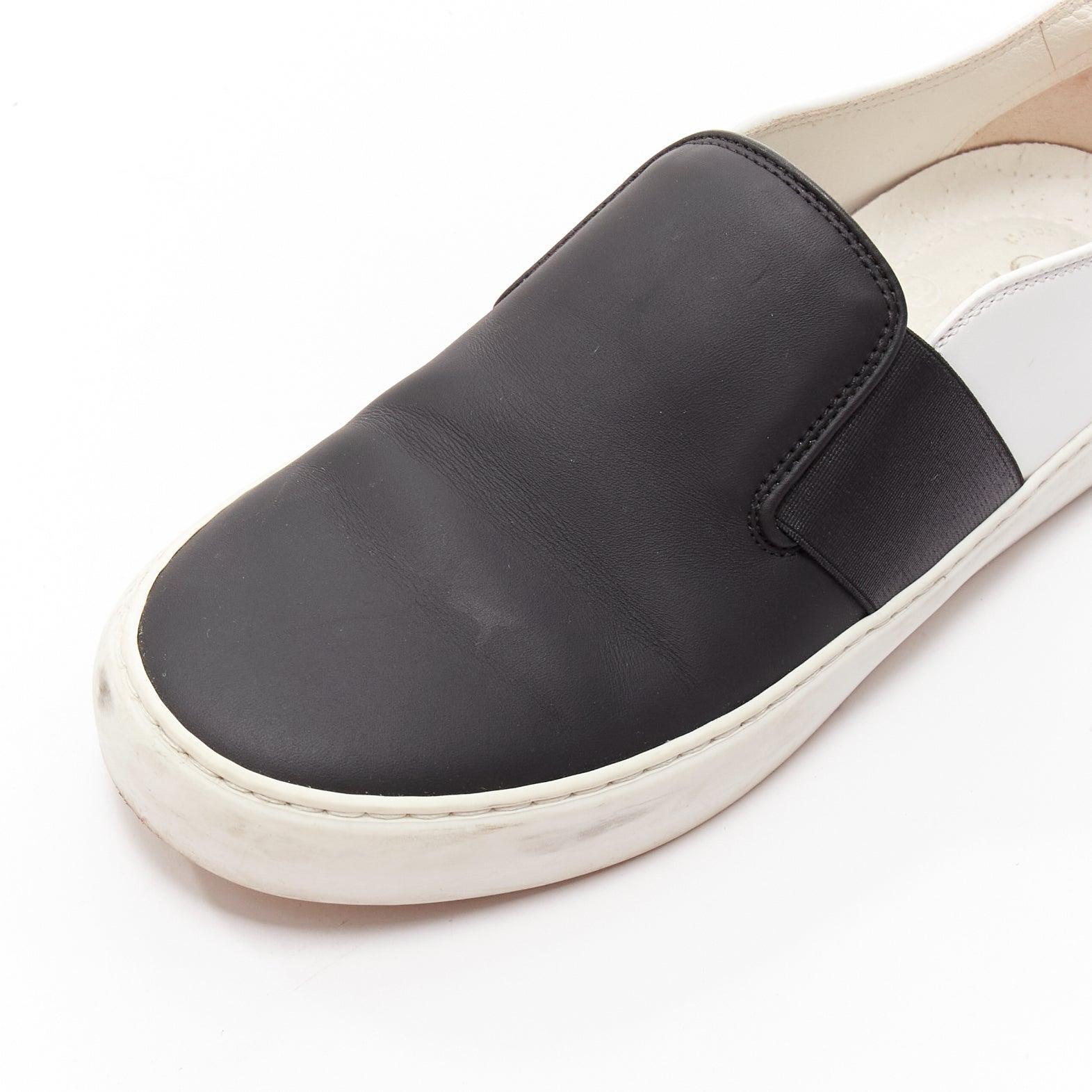 CHANEL black white leather CC logo back minimal classic skates sneakers EU36 For Sale 2