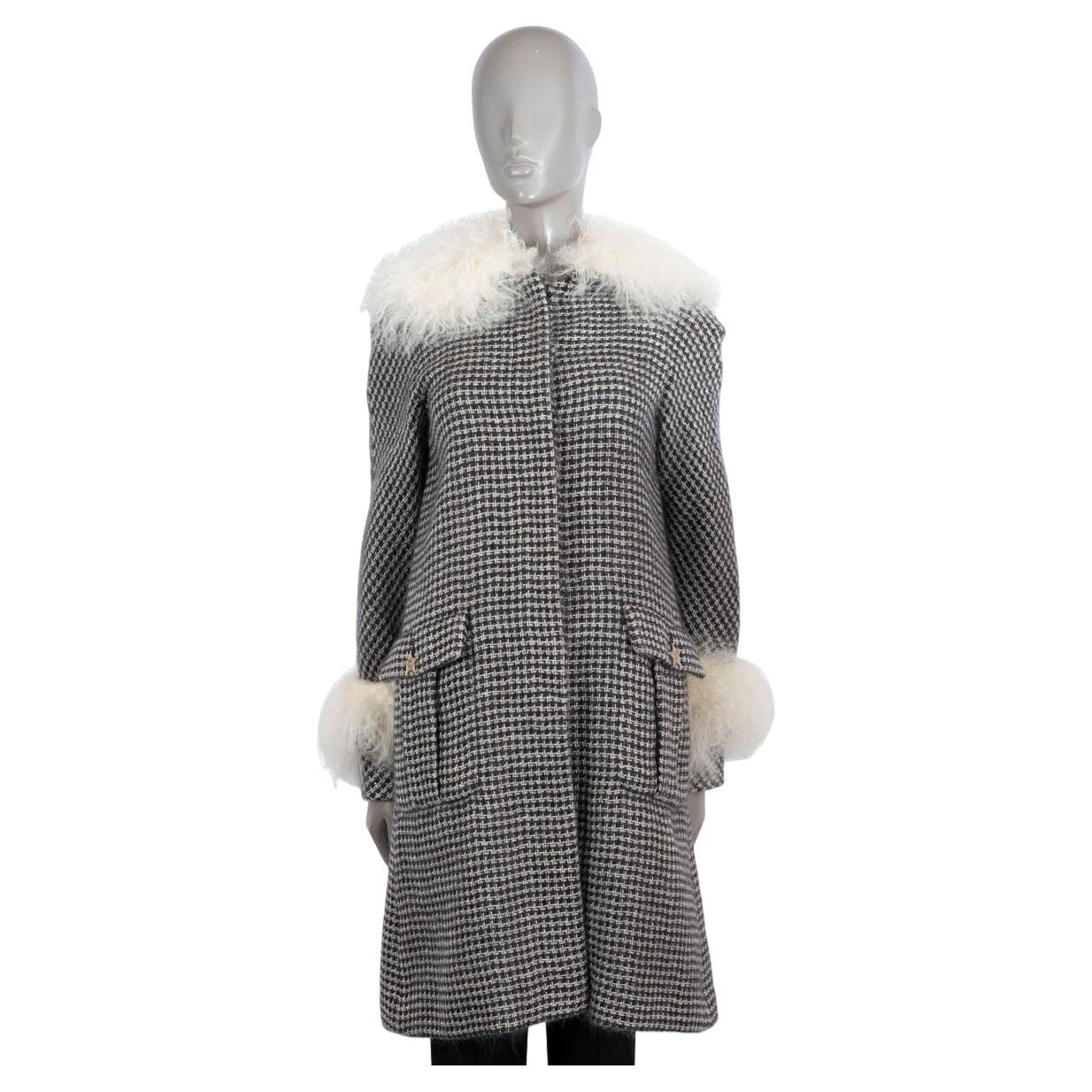 CHANEL black & white mohair 2014 14A DALLAS FUR TRIM TWEED Coat Jacket 36 XS For Sale