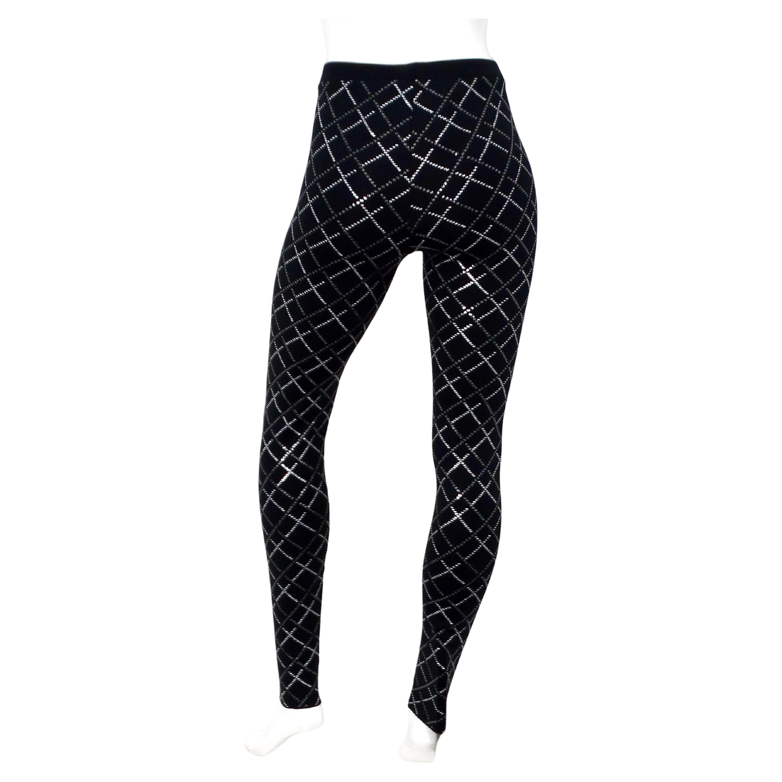 Chanel Schwarz-Weiß Neopren Reflektierende Hose 2020 im Zustand „Gut“ im Angebot in Scottsdale, AZ
