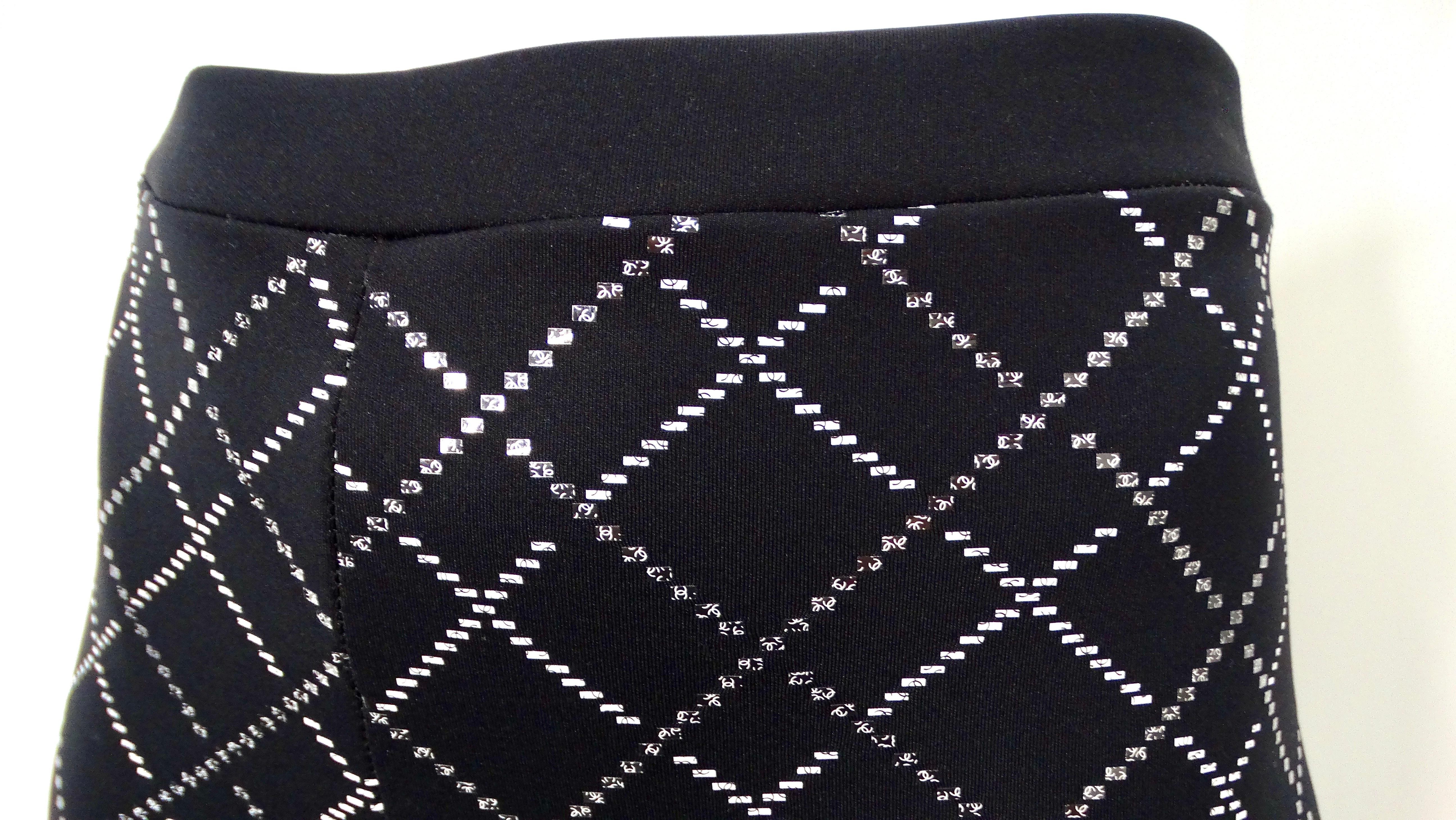 Chanel Schwarz-Weiß Neopren Reflektierende Hose 2020 Damen im Angebot