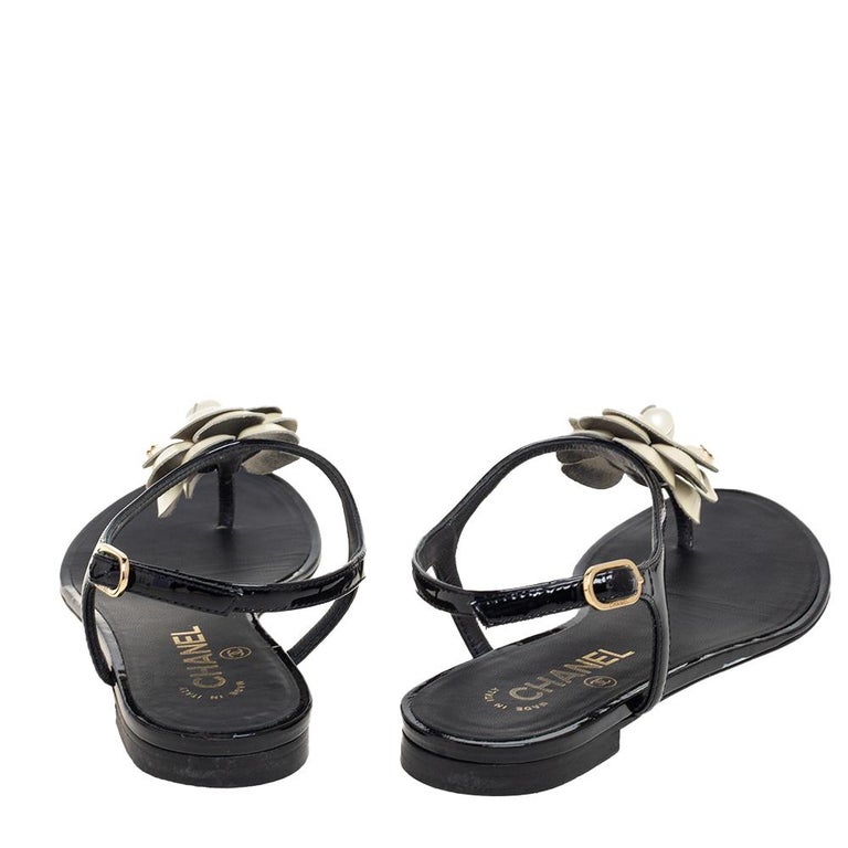 Chanel Black Leather CC Camelia Thong Flat Sandals Size 41
