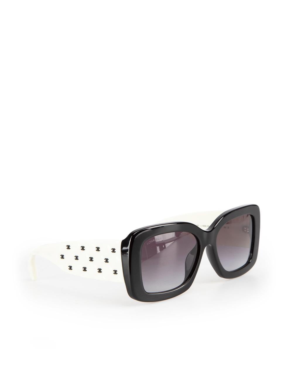 Chanel Black & White Quilted Arms Square Sunglasses In New Condition For Sale In London, GB