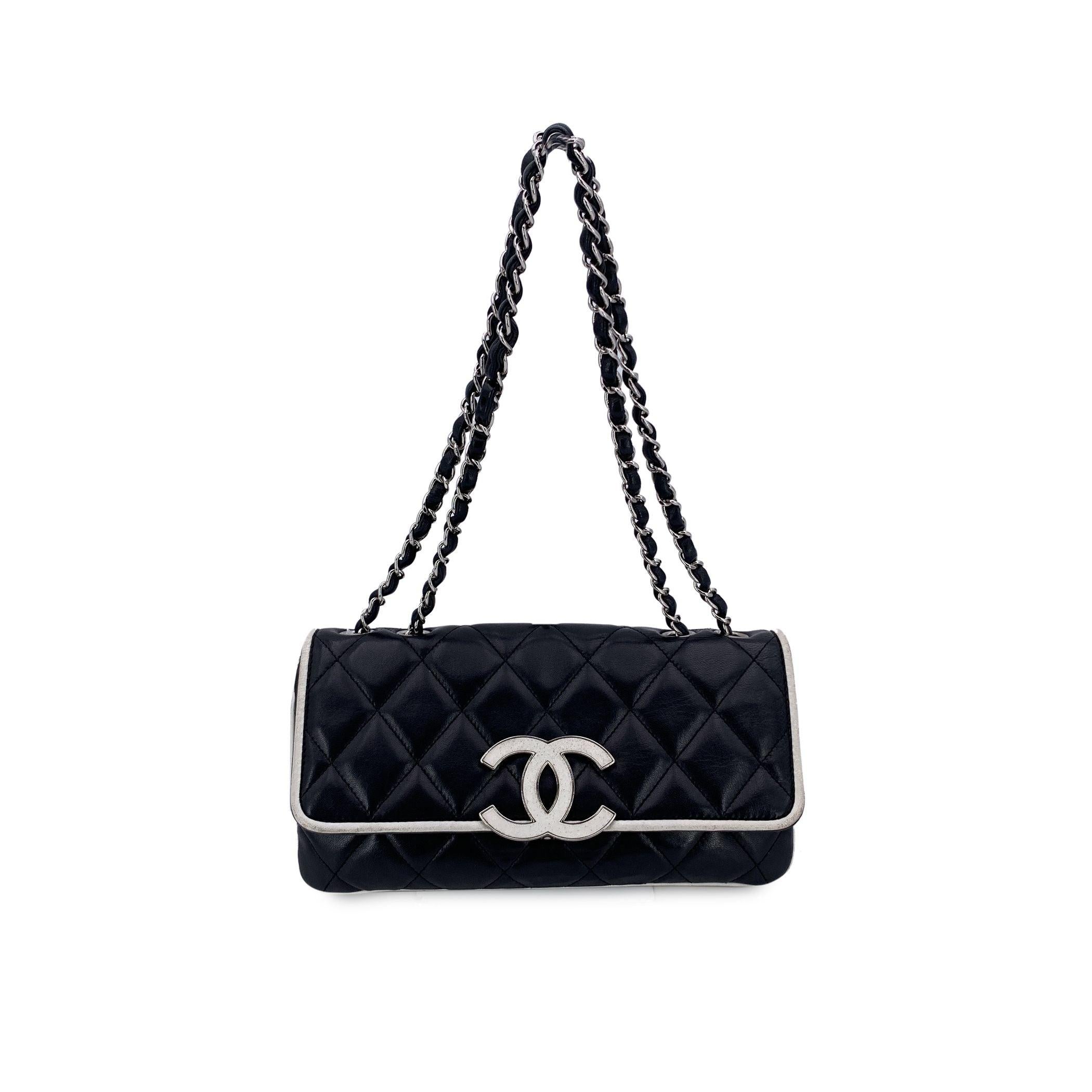 Chanel Black White Quilted Leather Medium Divine Flap Shoulder Bag In Good Condition In Rome, Rome