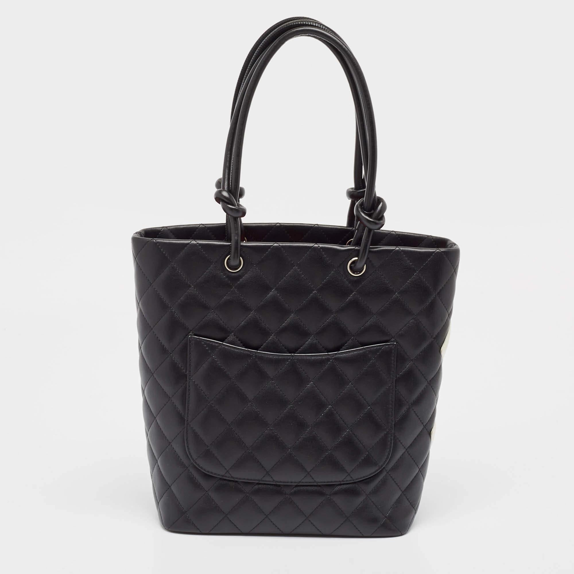 Women's Chanel Black/White Quilted Leather Medium Ligne Cambon Bucket Tote