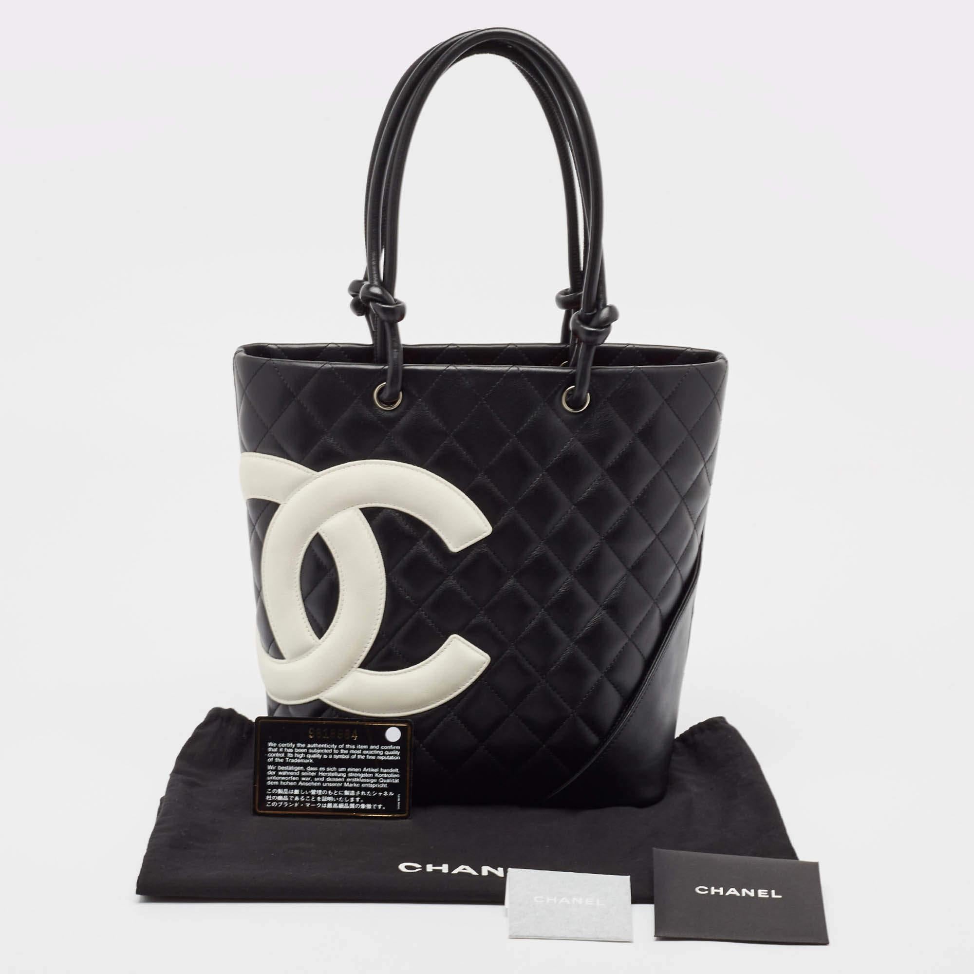 Chanel Black/White Quilted Leather Medium Ligne Cambon Bucket Tote 5