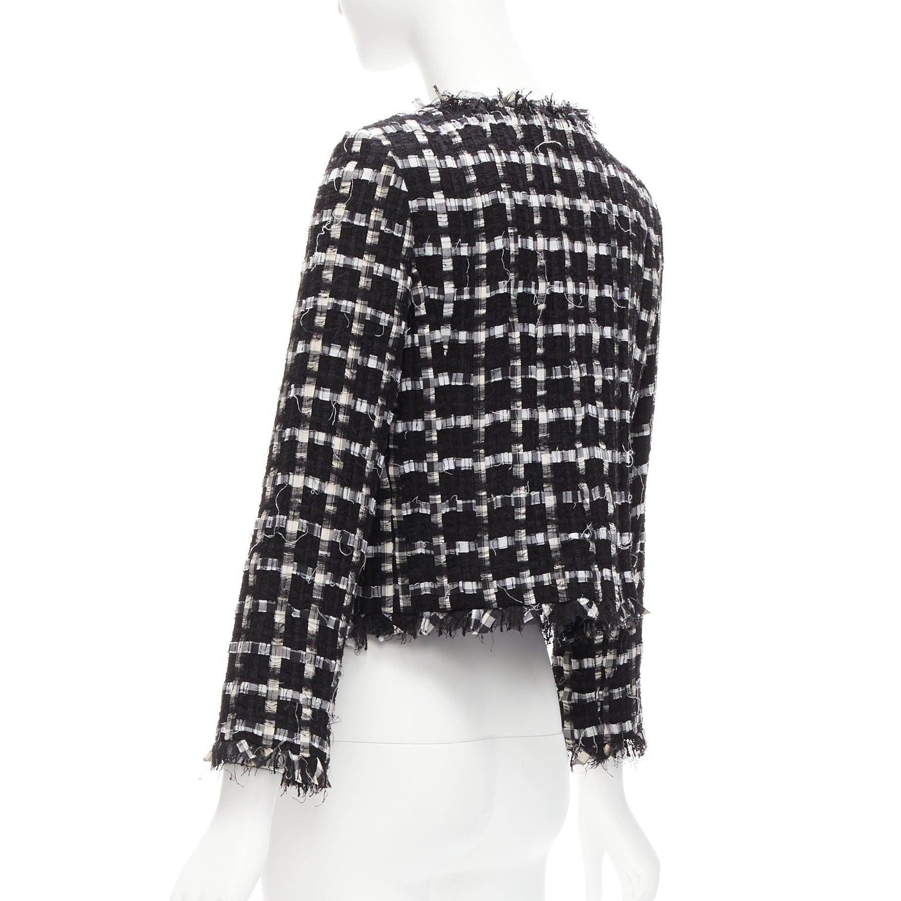 CHANEL black white raw frayed check tweed gripoix buttons cropped jacket FR40 L For Sale 2