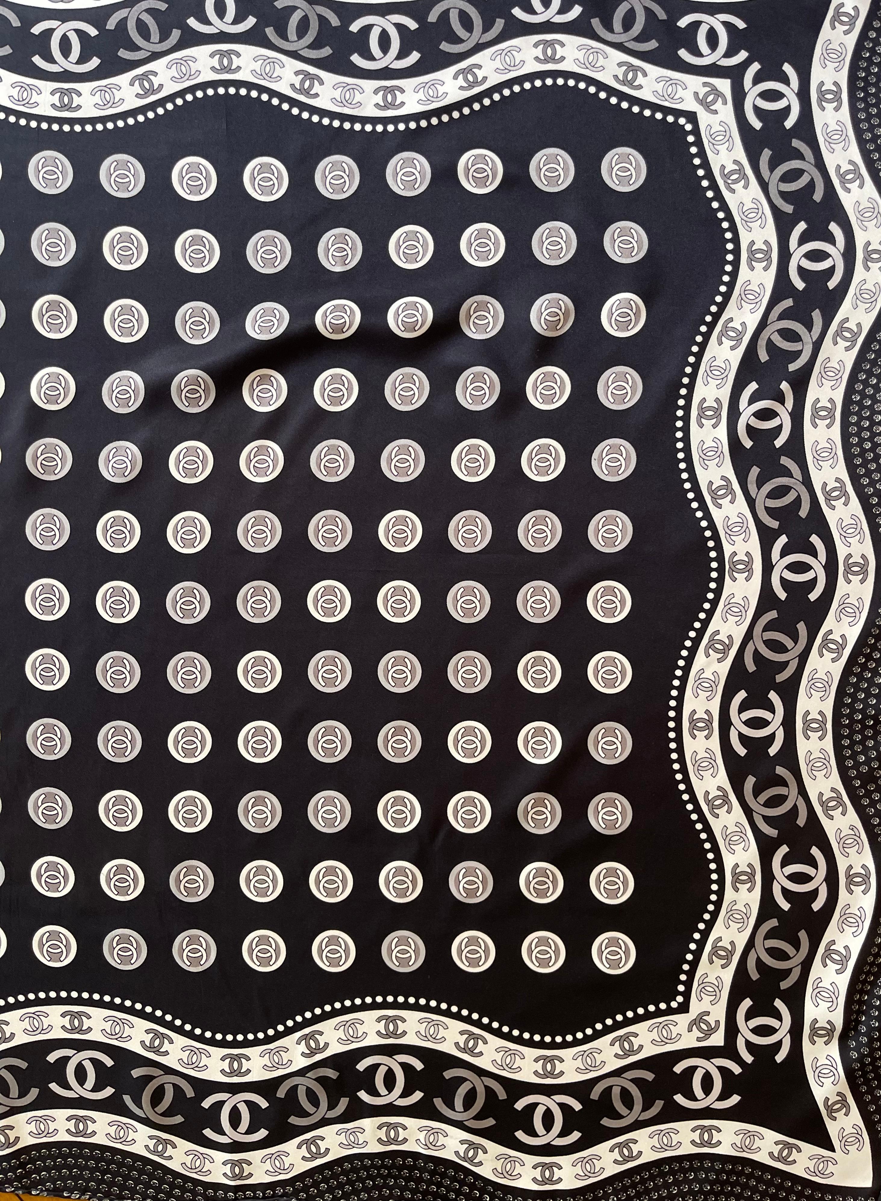 Chanel Black & White Silk Scarf CC Logo For Sale 2