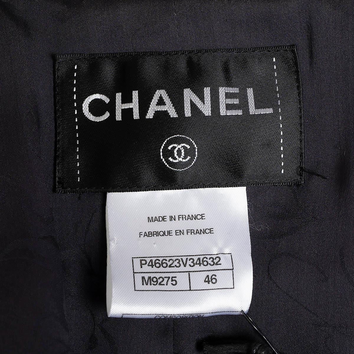 CHANEL black white silver wool 2013 13A EDINBURG LUREX TWEED Jacket M-L For Sale 5