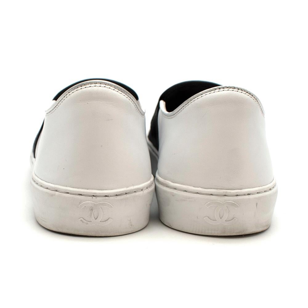 Chanel Black & White Slip-on Sneakers  37 In Good Condition In London, GB