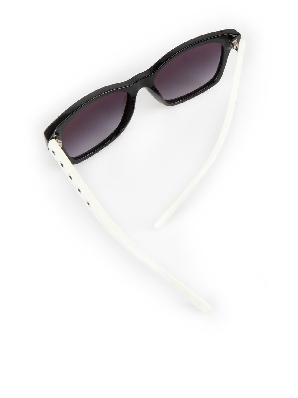 Chanel Black & White Square Sunglasses For Sale 3