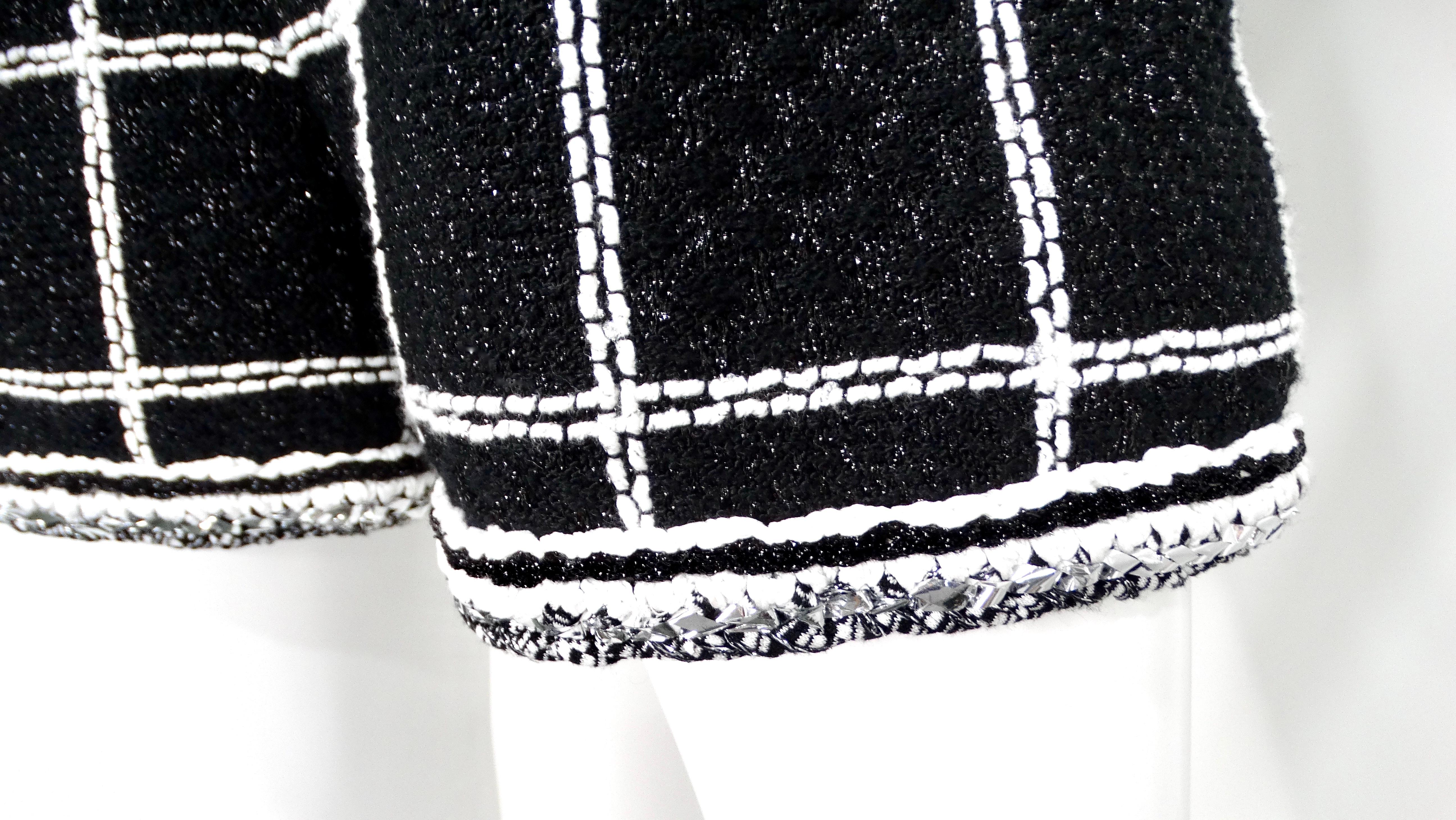 Donna Chanel Romper in tweed a righe bianche e nere SS 2020 in vendita