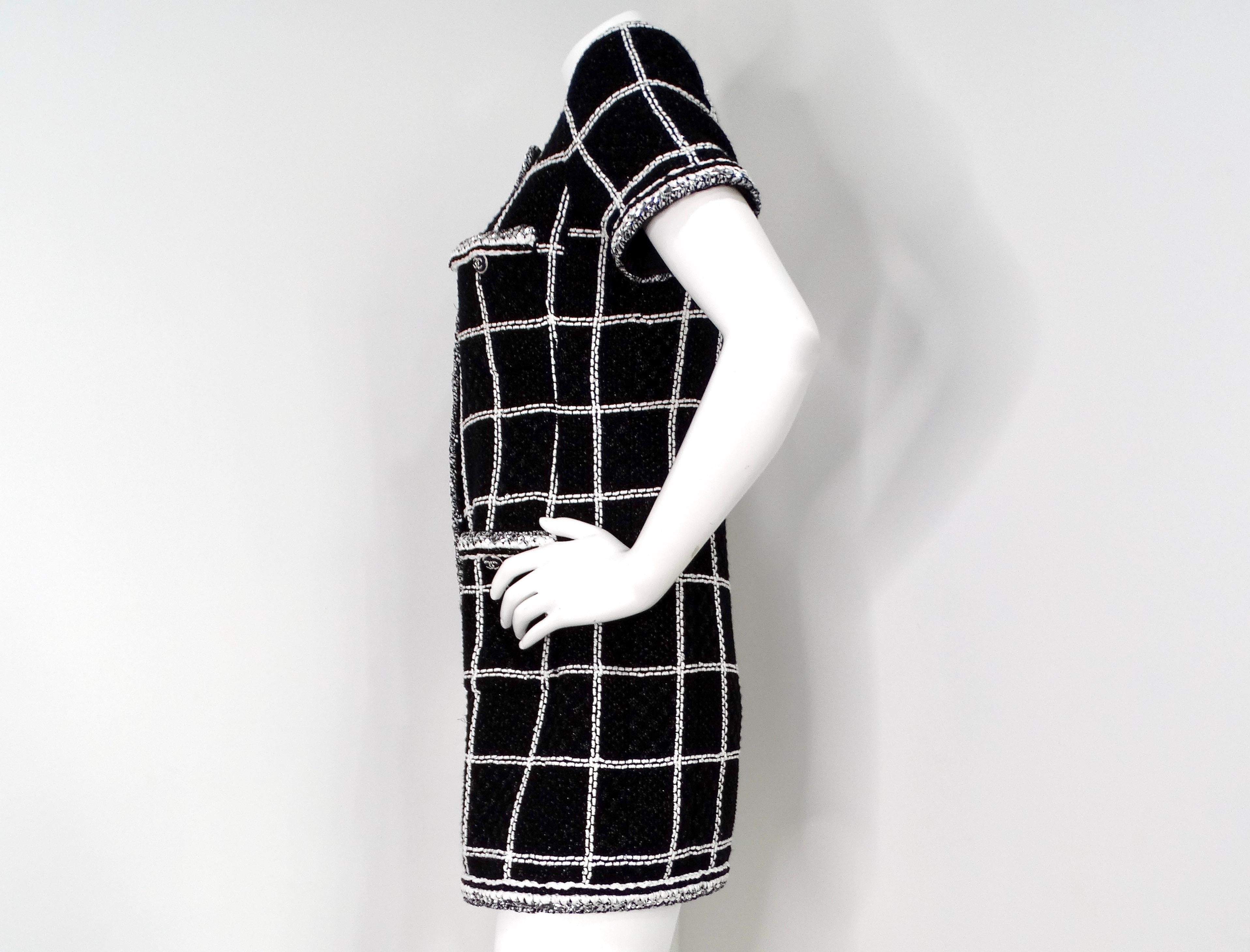 Chanel Romper in tweed a righe bianche e nere SS 2020 in vendita 2