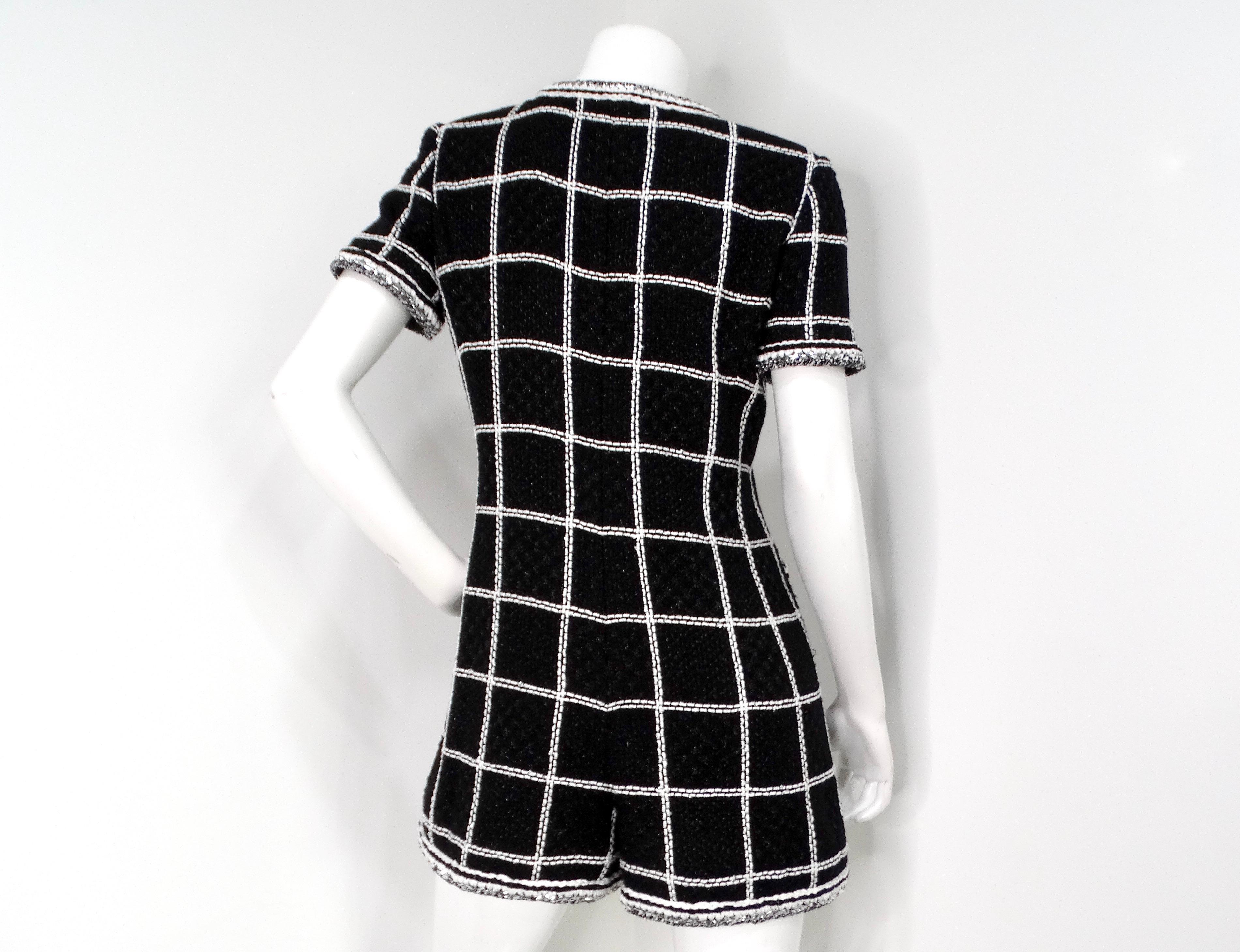 Chanel Romper in tweed a righe bianche e nere SS 2020 in vendita 3