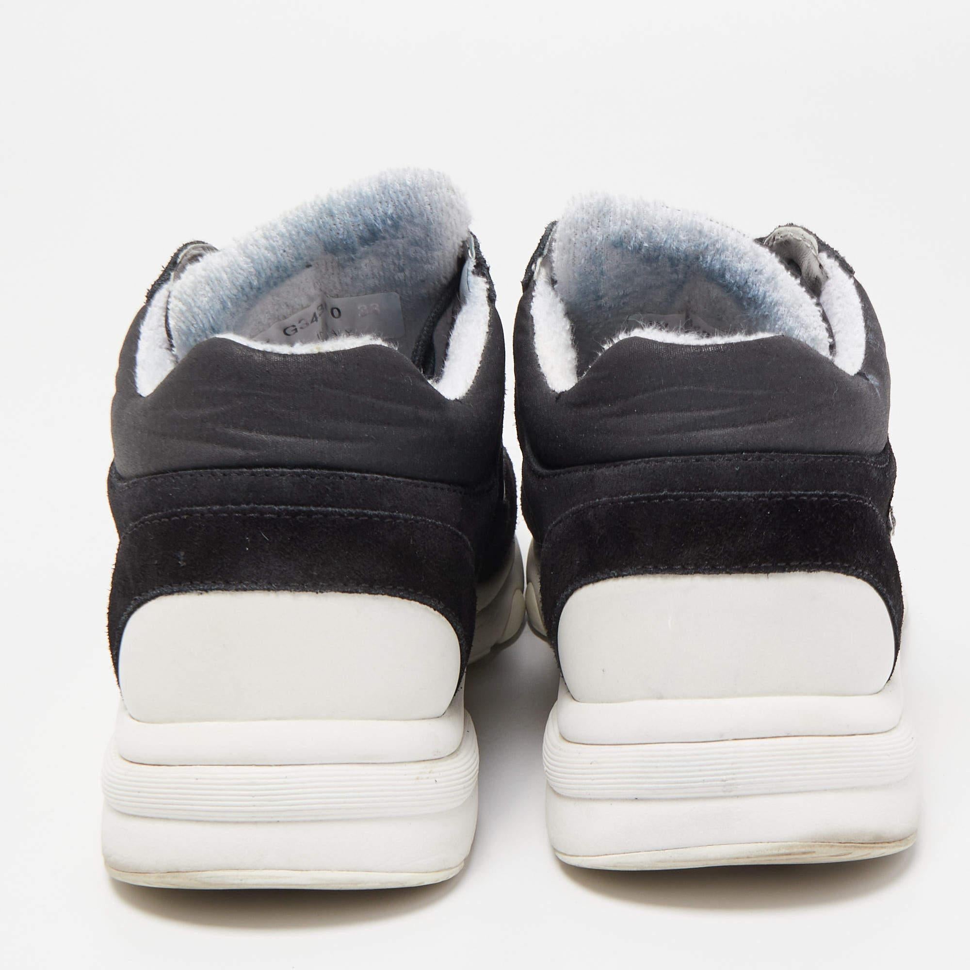 Chanel Black/White Suede and Canvas CC Low Top Sneakers 1