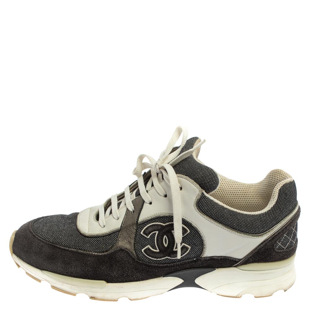 Add a touch of luxury to your casual-sporty look with these stunning Chanel sneakers. Beautifully constructed with leather, suede, and canvas, they feature rounded toes, the CC logo on the sides, and semi-chunky rubber outsoles. The lace-ups and