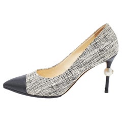Chanel Black/White Tweed And Leather Cap Toe CC Pearl Heel Pumps Size 39