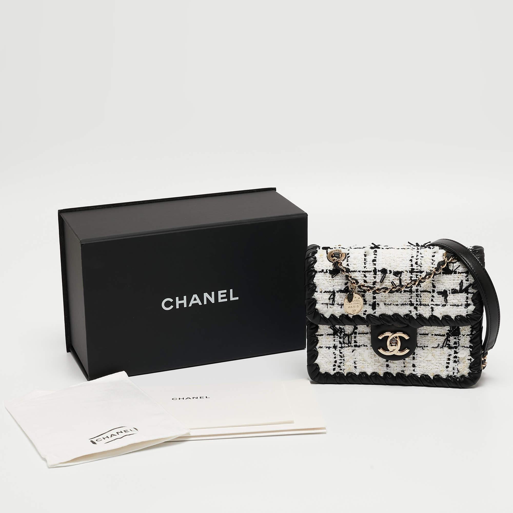 Chanel - Mini sac à rabat My Own Frame en cuir et tweed noir et blanc 6