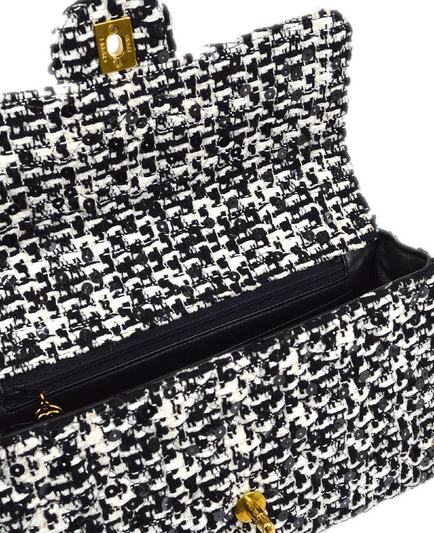 CHANEL Black White Tweed Gold Medium Kelly Top Handle Flap Bag For Sale 2