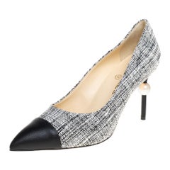 Chanel Black/White Tweed, Leather CC Pointed Toe Pumps Size 39