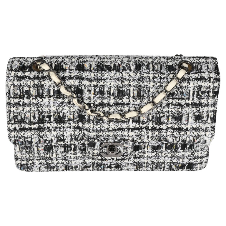 Chanel Black and White Tweed Medium Classic Double Flap Bag For Sale at ...