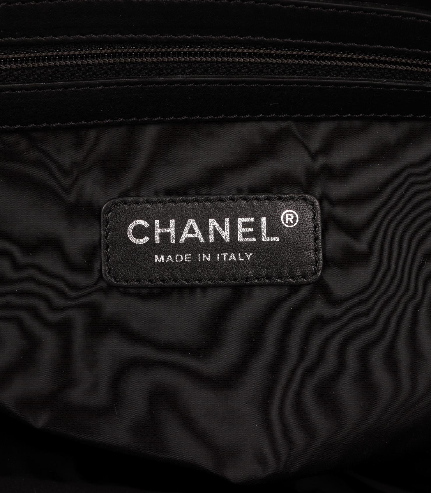 Chanel Black, White Tweed Nylon & Black Calfskin Leather Large Shopping Tote 5