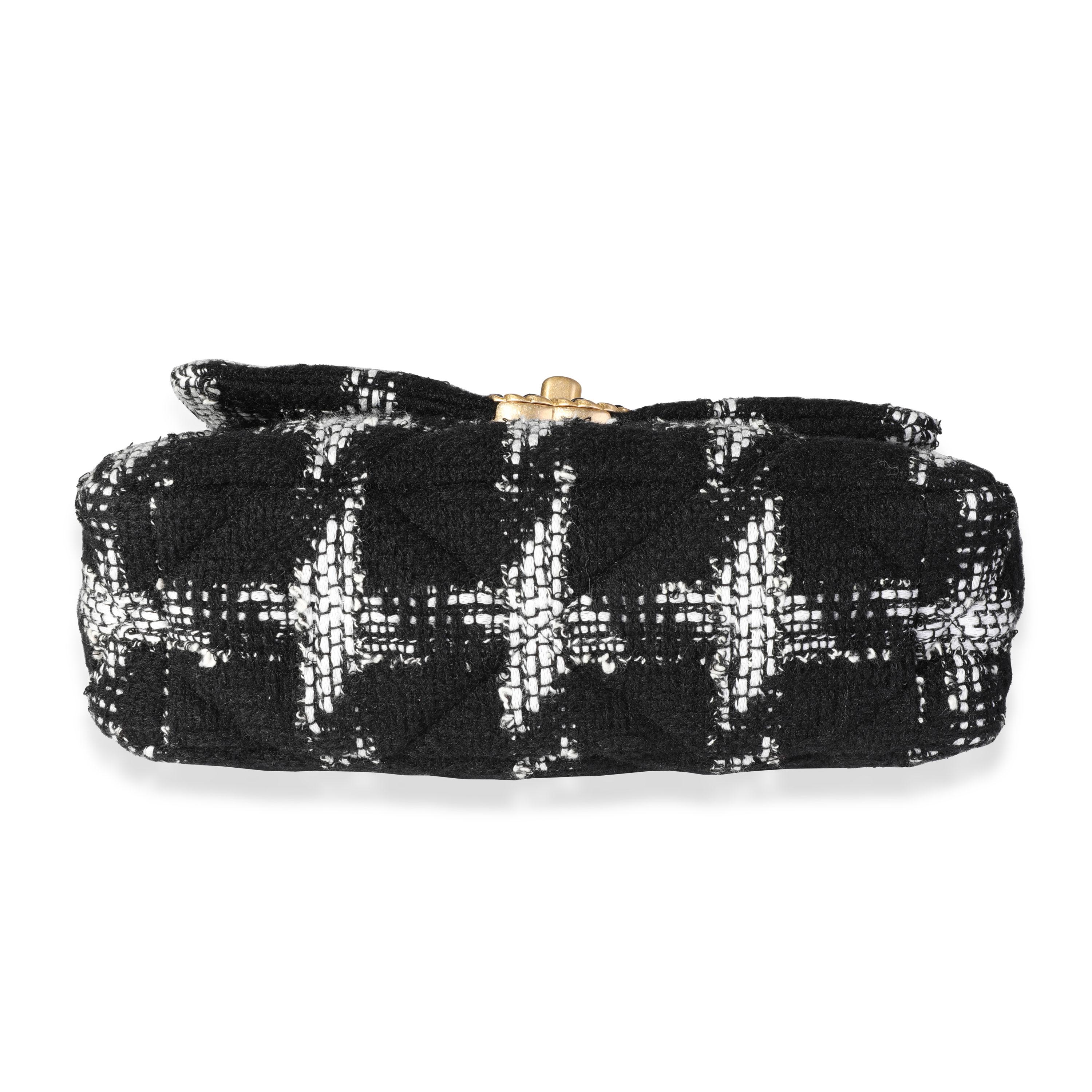 Women's Chanel Black & White Tweed Quilted Medium Chanel 19 Flap