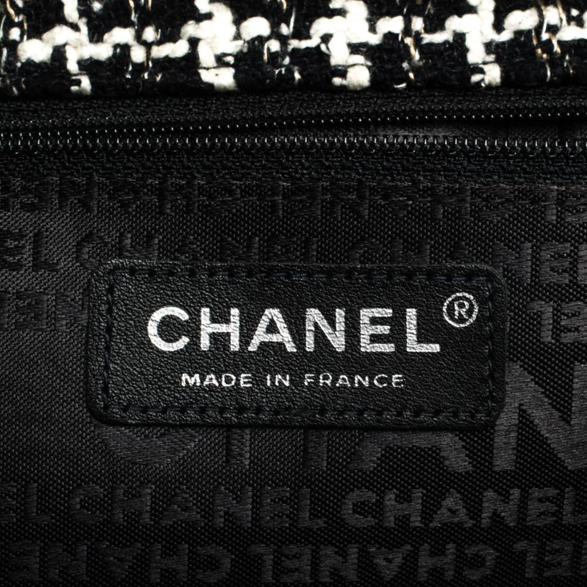 Chanel Black White Tweed Vintage Interwoven Classic Flap Bag For Sale 3