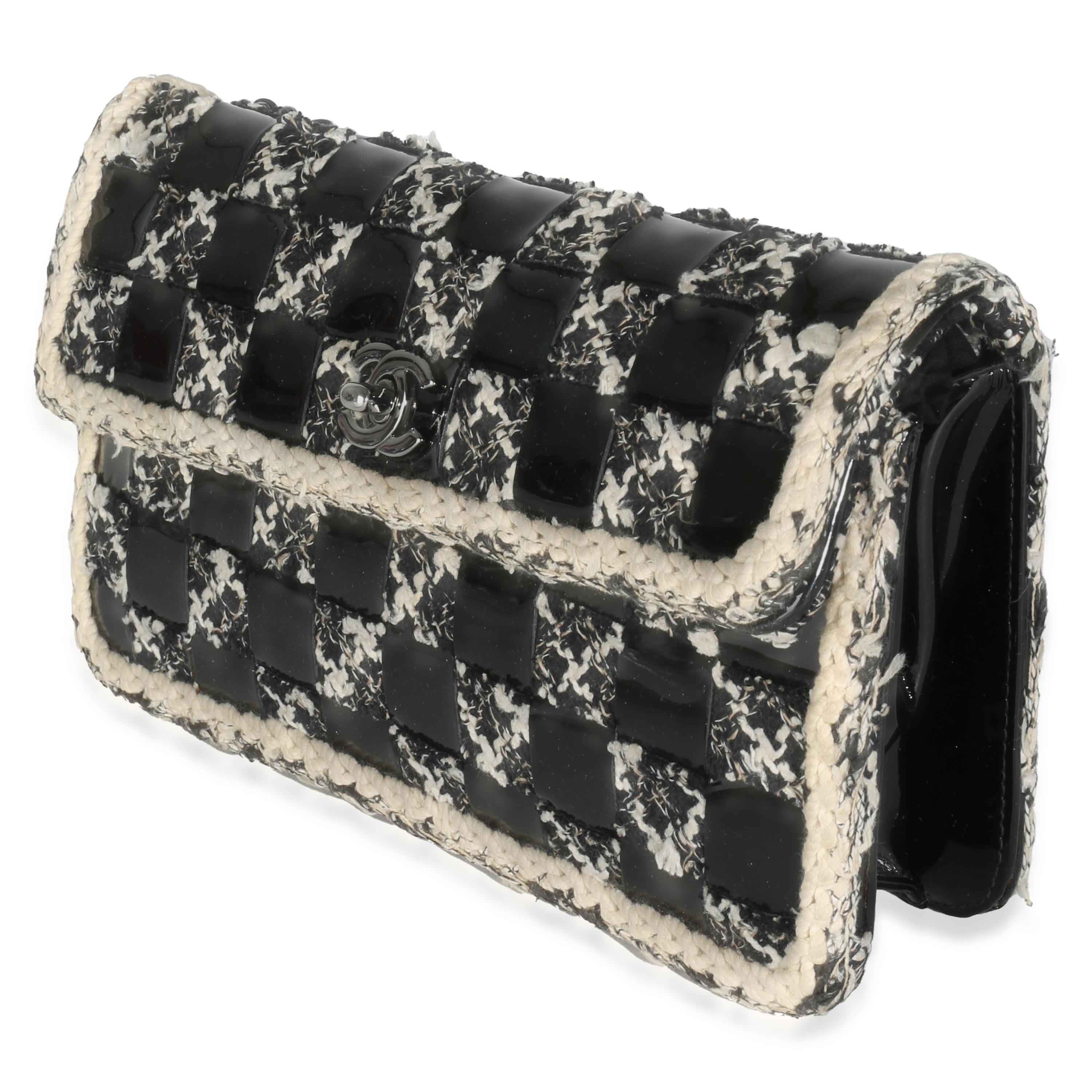 Women's or Men's Chanel Black White Tweed Woven Patent Medium Flap Bag For Sale