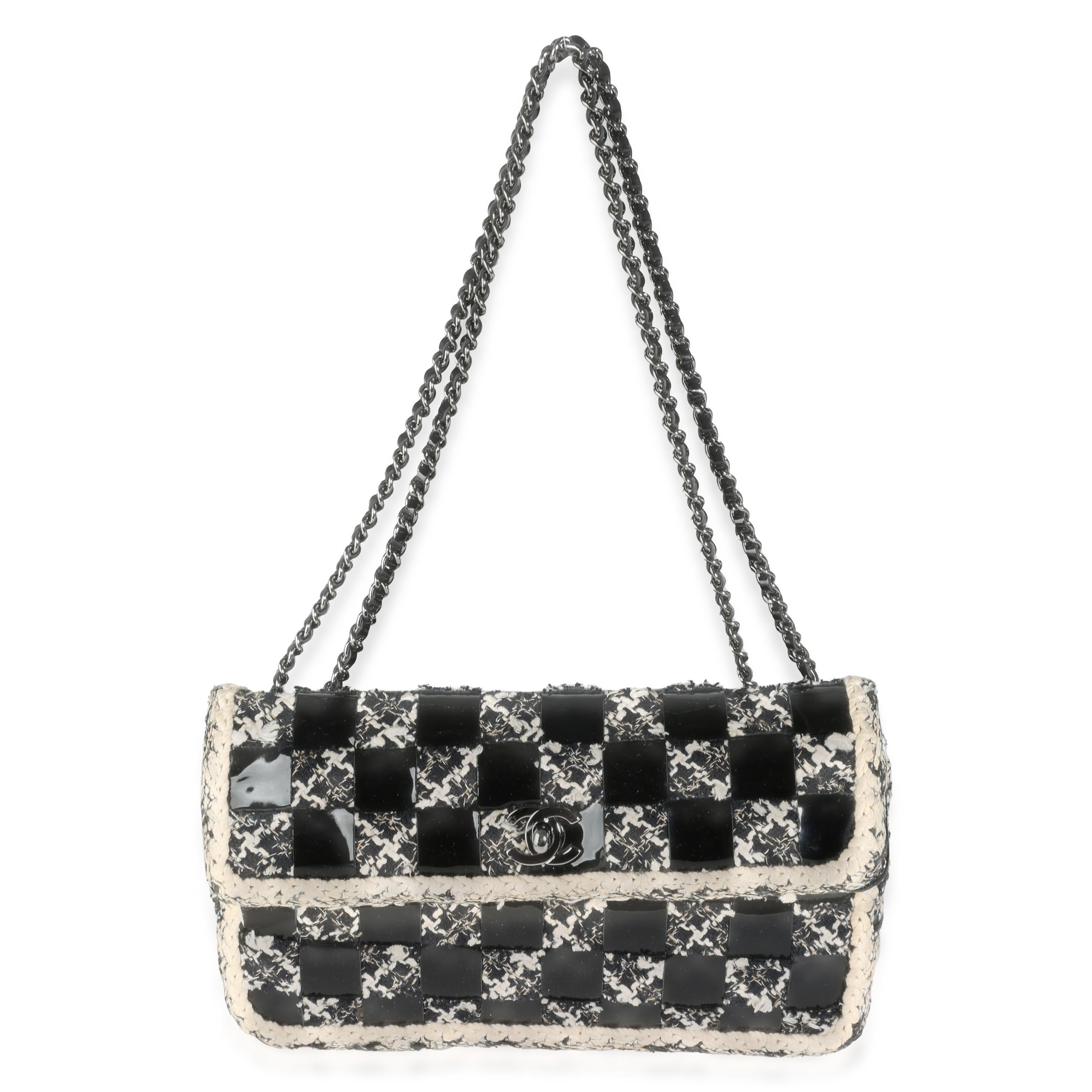 Chanel Black White Tweed Woven Patent Medium Flap Bag For Sale 2