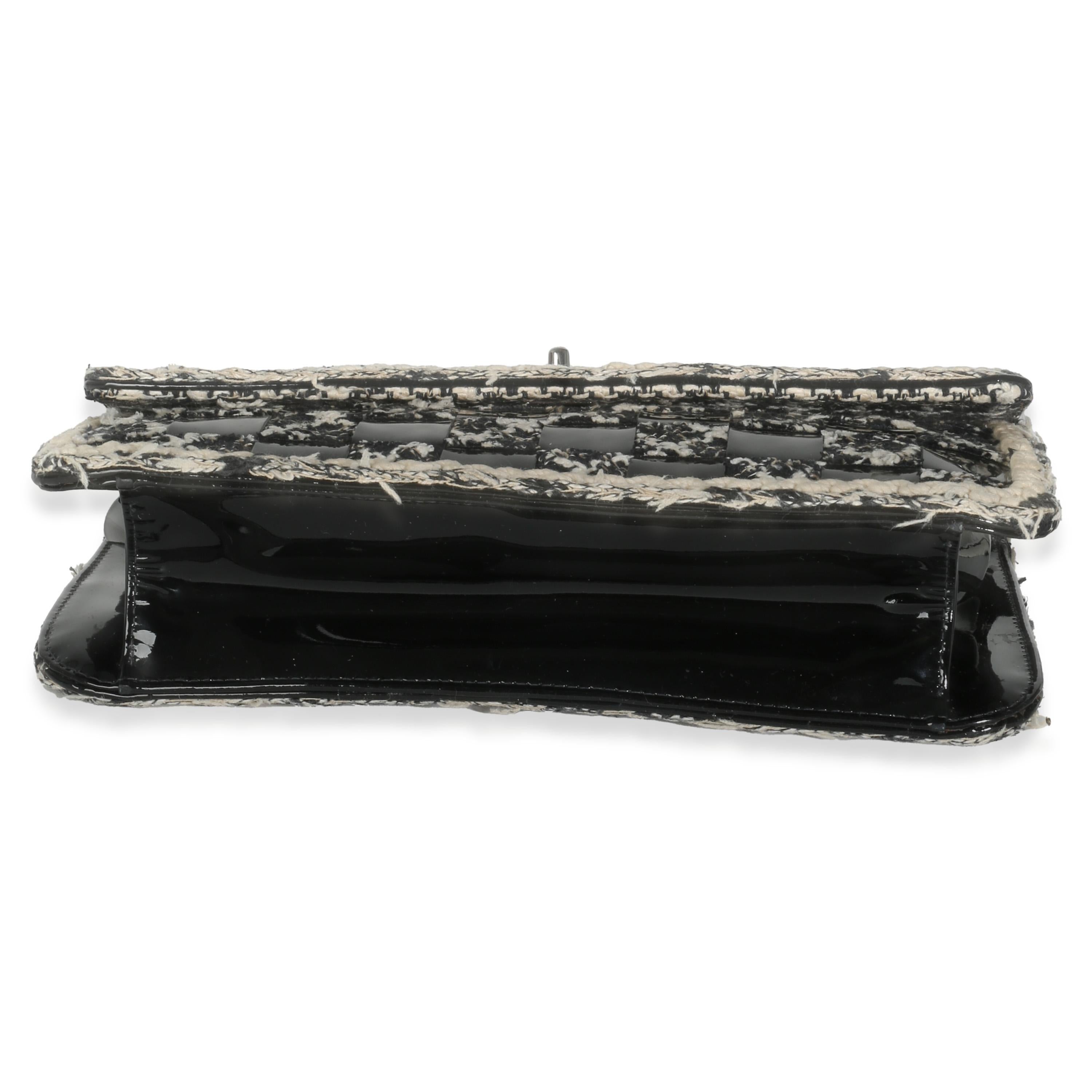 Chanel Black White Tweed Woven Patent Medium Flap Bag For Sale 4