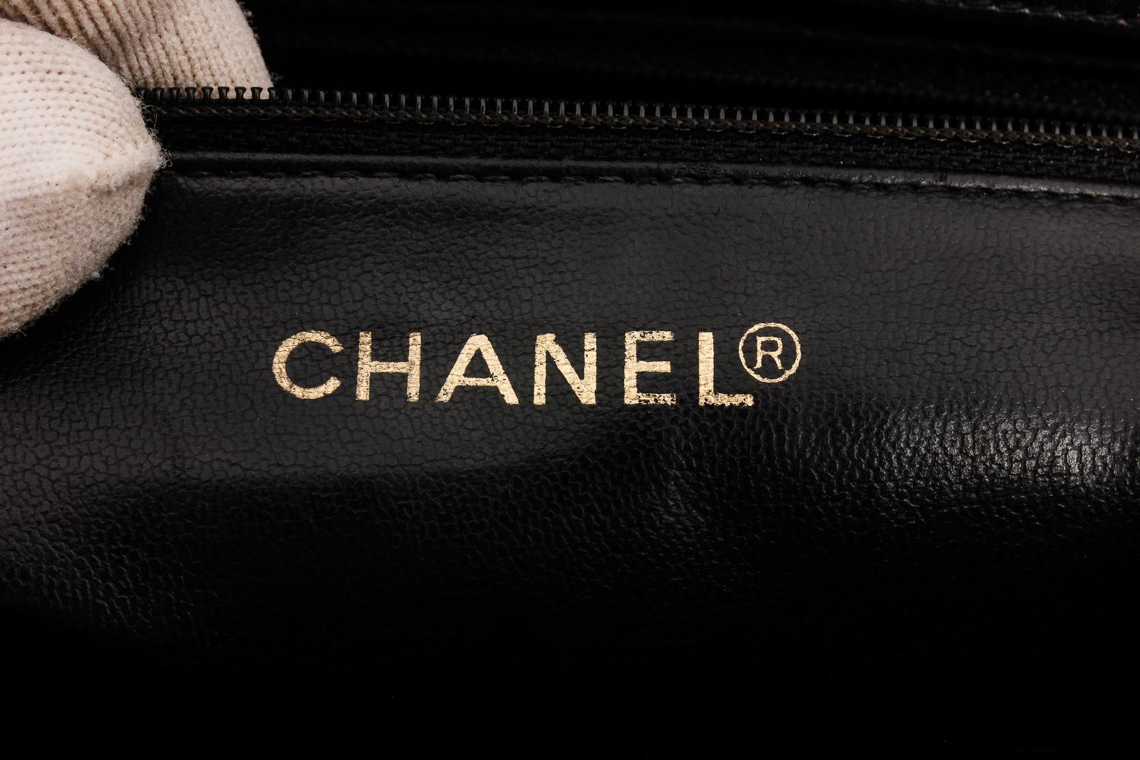 Gray Chanel Black White Two-Tone Leather Vintage Timeless CC Charm Shoulder Bag 