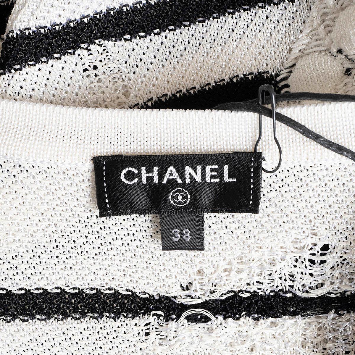 CHANEL black & white viscose 2017 17P STRIPED CAMELLIA Sweater 38 S For Sale 3