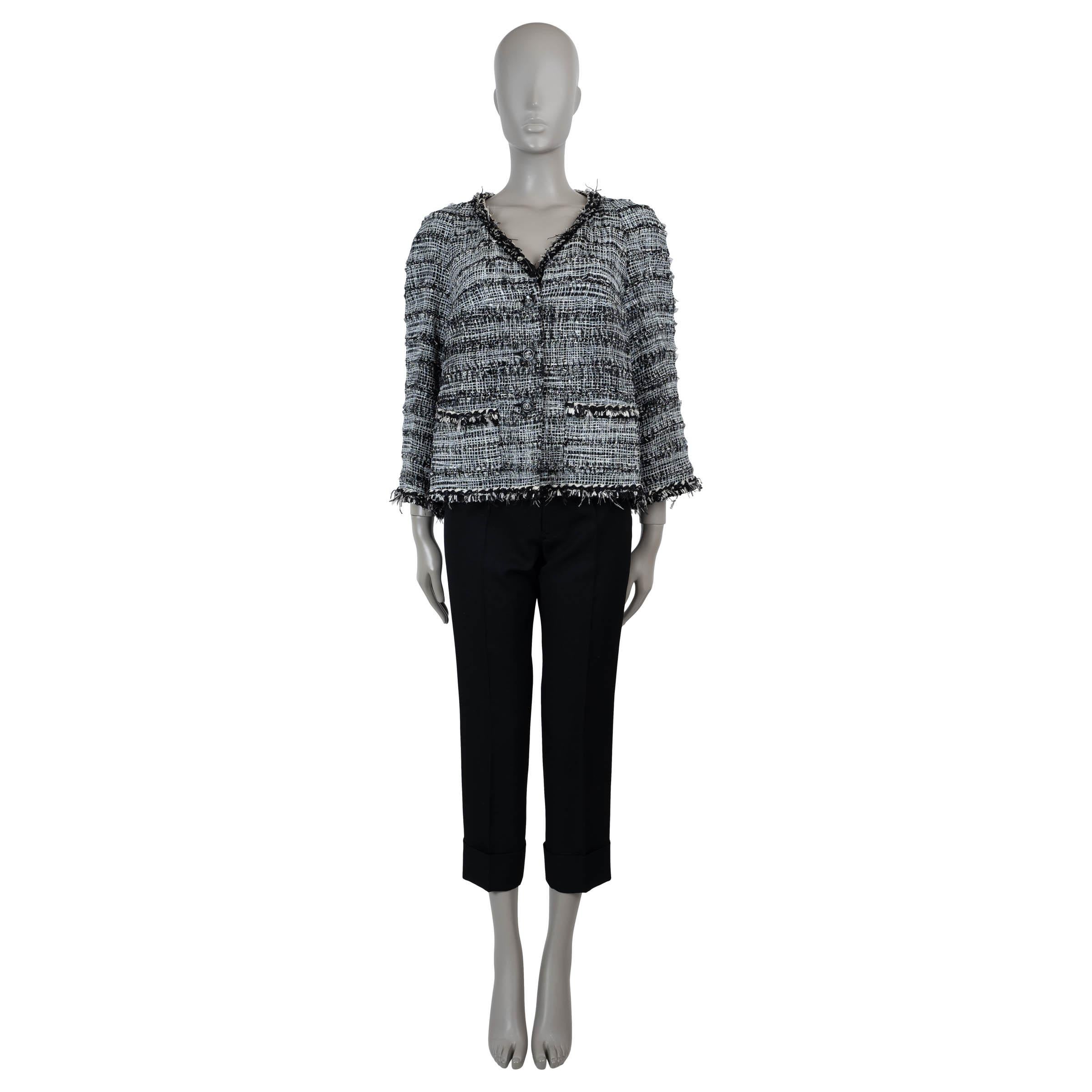 Chanel giacca in misto viscosa bianca e nera 11P FRINGE TRIM stampata in TWEED XL In condizioni buone in vendita a Zürich, CH