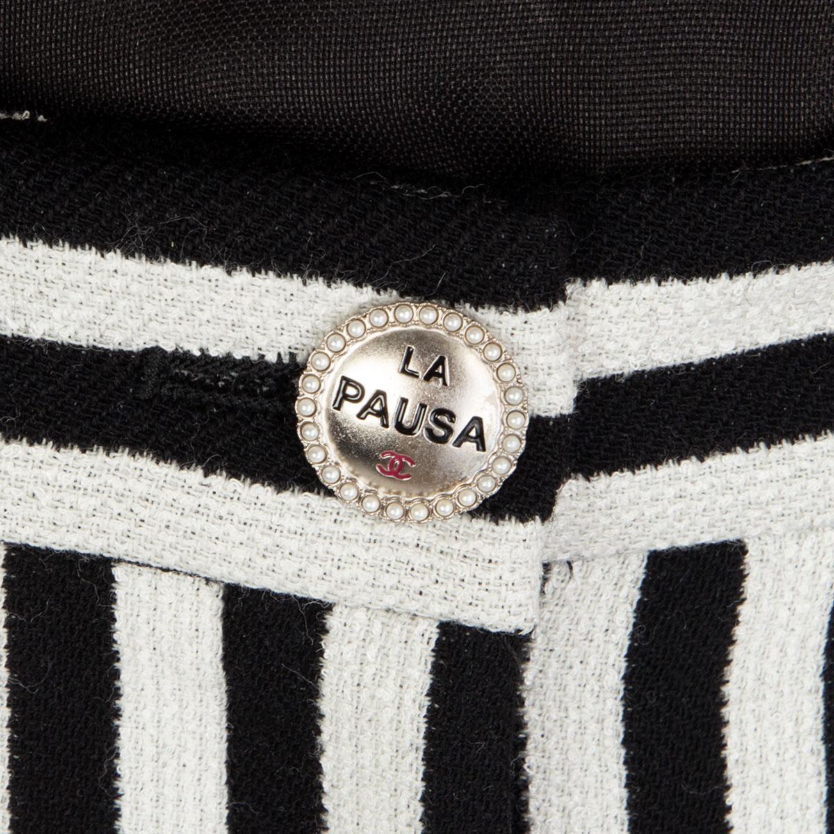 Women's CHANEL black & white wool 19C LA PAUSA STRIPED KNIT Pants 40 M For Sale