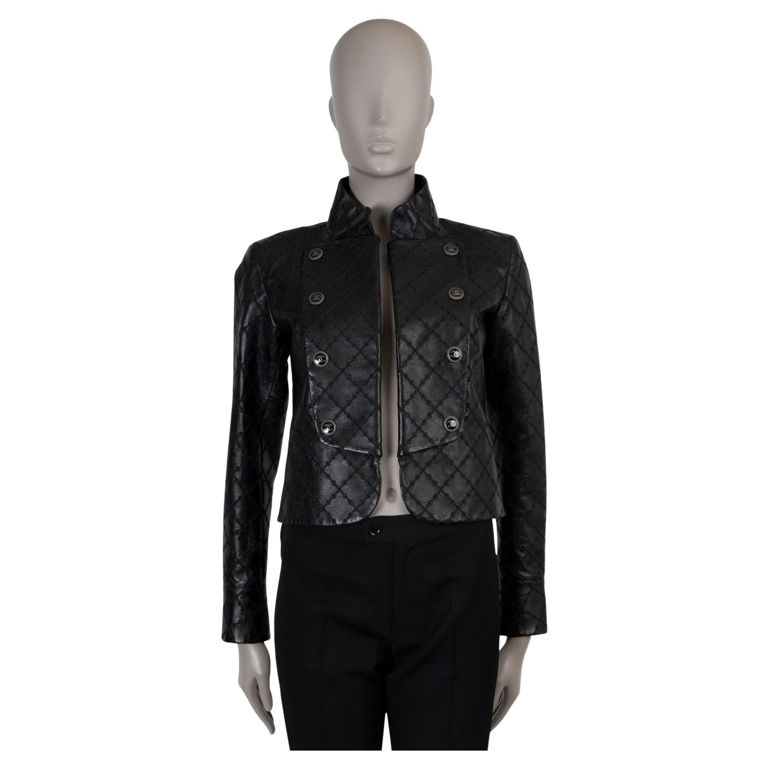 CHANEL black & white wool 19C LA PAUSA TWEED Jacket 38 S For Sale