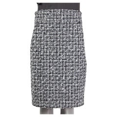 CHANEL black & white wool 2009 09P TWEED PENCIL Skirt 44 XL